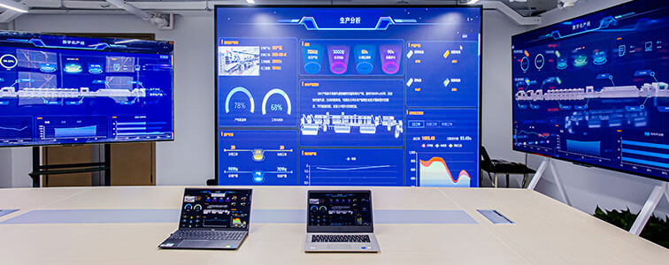 .cls-1 { fill: #fff; fill-rule: evenodd; } Ein datenzentrum.
